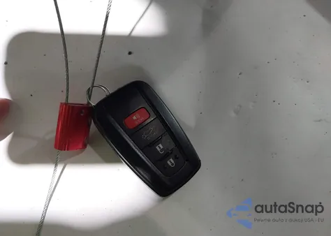 2024 Toyota Rav4 Xle Premium z USA, uszkodzony, nr VIN 2T3A1RFV9RW455690